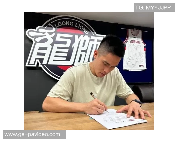 三大全明星后卫“会战”陈盈骏43分逆转,带领球队掀翻广东强势一战 三大全明星后卫“会战”陈盈骏43分逆转,带领球队掀翻广东强势一战