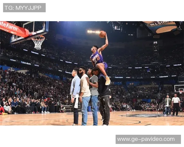 中国“戈登”无悬念加冕扣篮王，比扣篮得看专业的！